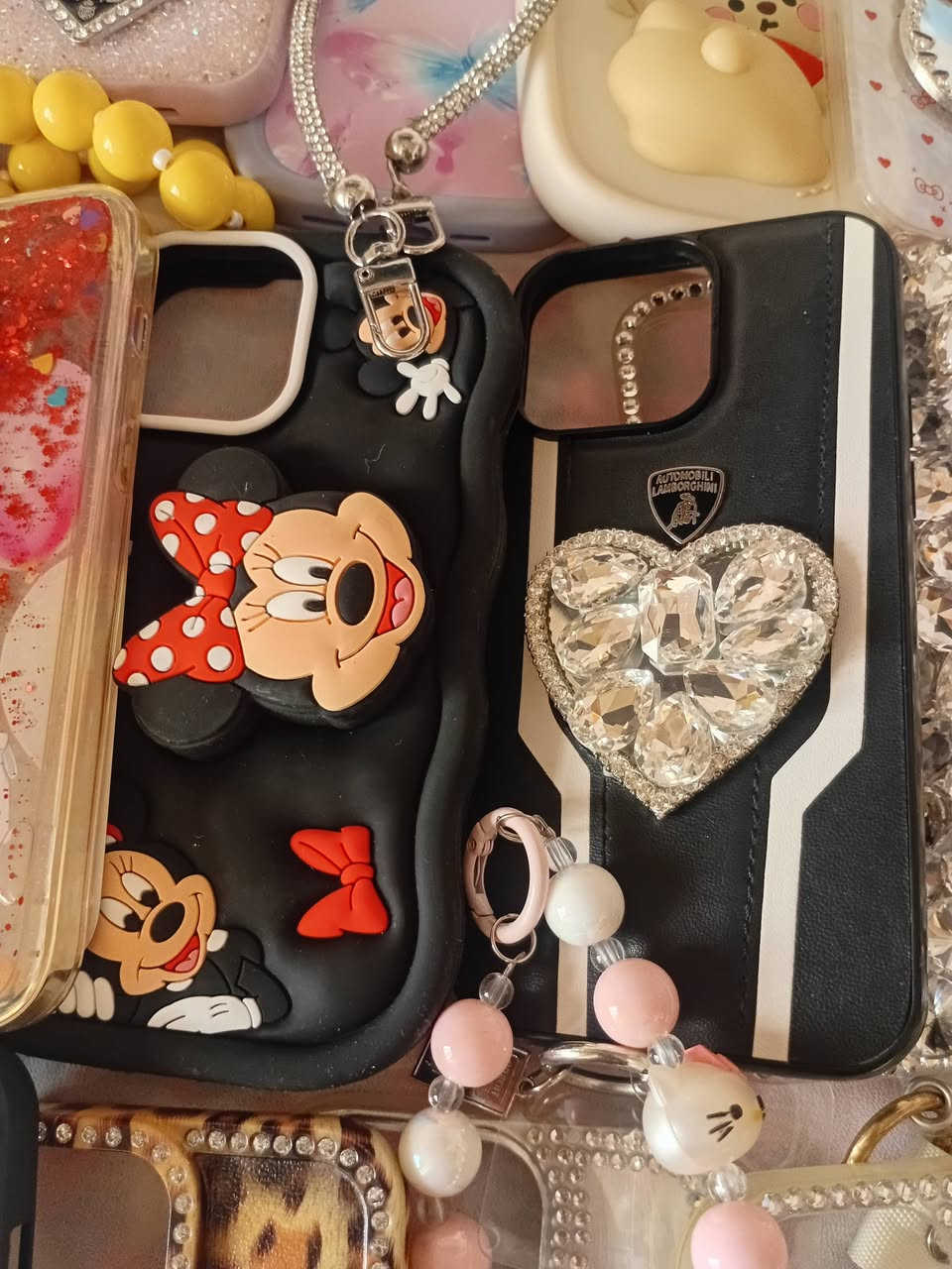 مرحبا بنات كفرات موبايل ايفون 14برو ماكس فقط ايفون 37قطعة الي تريدها شلعه احسبها الها بسعر مناسب خصم والقطعة ب2500 واني ماخذتهن القطعه على خمسةوسبعة وسته وثمانيه مستخدم بيهن كلش قليل اخت الجديده وبيهن جدد مامستخدم رجاء بنات بس الي تريدهن تدخلي خاص


**إذا كنت صاحب هذا الإعلان وتريد حذفه لأي سبب، رجاءا أرسل رسالة إلى الدعم الفني**