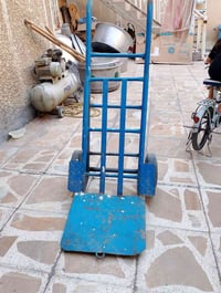 عربانة جديدة حجم وصط السعر80الف بغداد البنوك الهاتف07725436167