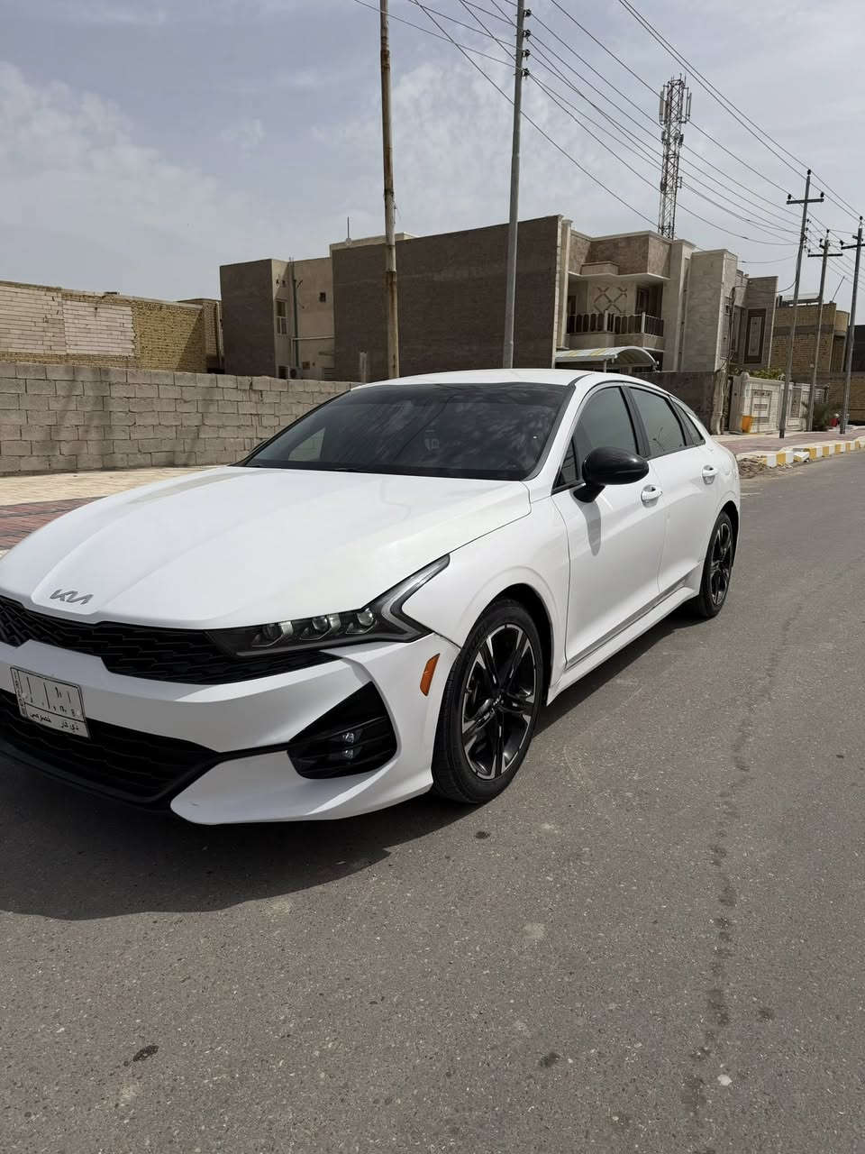 السلام عليكم K5 جيتي لاين فول  كشن السائق كهرباء شاشه كبيره فول تحكم ستيرن نقطه عمياء قياده ذاتيه ضغط اطارات بلشاشه موديل 2023 ماشيه 59ألف ميل حادثها  بيبان ثنين تبديل وجاملغ نفسه مصلح جديده كلش كل نقص مابيها معوقين ذي قار  للاستفسار اكثر الاتصال بلرقم : ***********
العنوان ناصريه
