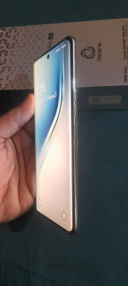 TECNO CAMON 40 Pro 5G
نظافه 100/100 
الذاكره 256
الرام 12
هيرتز الشاشه 144
فريم 90
غراضه كامله كل شخط او ضرر مابي جهاز اخو الجديد
مكاني مدينة الصدر السعر 350 وبي مجال للشراي


**إذا كنت صاحب هذا الإعلان وتريد حذفه لأي سبب، رجاءا أرسل رسالة إلى الدعم الفني**