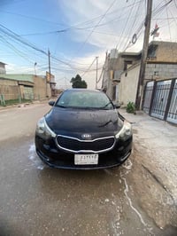 كيا فورتي واردامريكي موديل2104مكينه الفين دوش مكان السياره بغدادالاتصا...