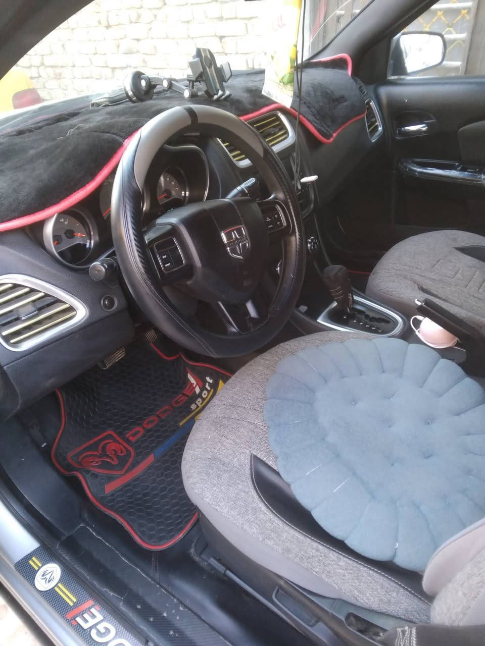 سلام عليكم دوج فنجر البيع سعر 70ورقه مكاني شعله بغداد بسمي  محرك 4 رقم *********** مودل 11
