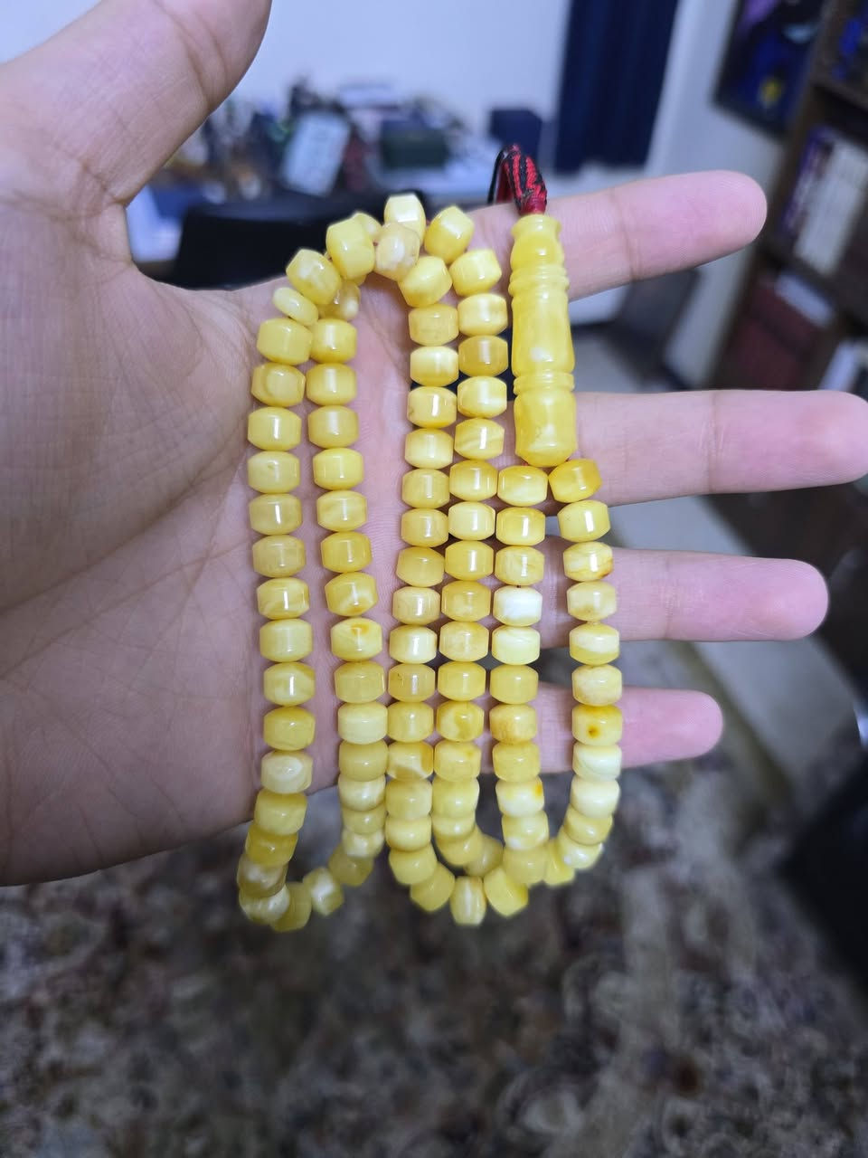 كهرب بولوني حر طبيعي
الوزن 34 غرام 
السعر 170 دولار 
للشراي ***********
