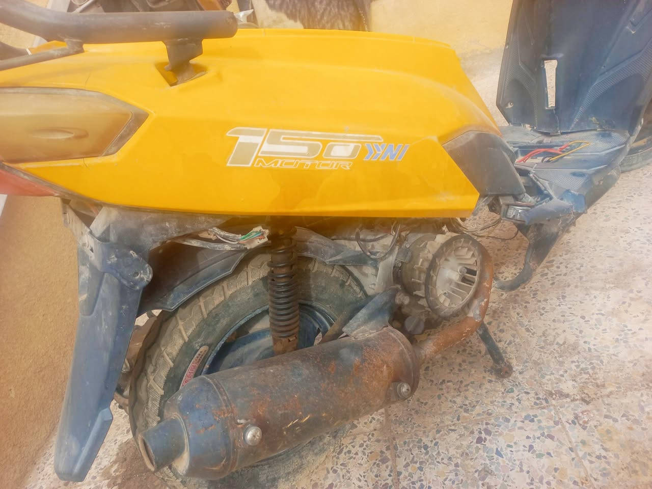 البيع شغاله بس ماكنيت عوزه  او مراوس بدراجه كفراته موجوده


**إذا كنت صاحب هذا الإعلان وتريد حذفه لأي سبب، رجاءا أرسل رسالة إلى الدعم الفني**