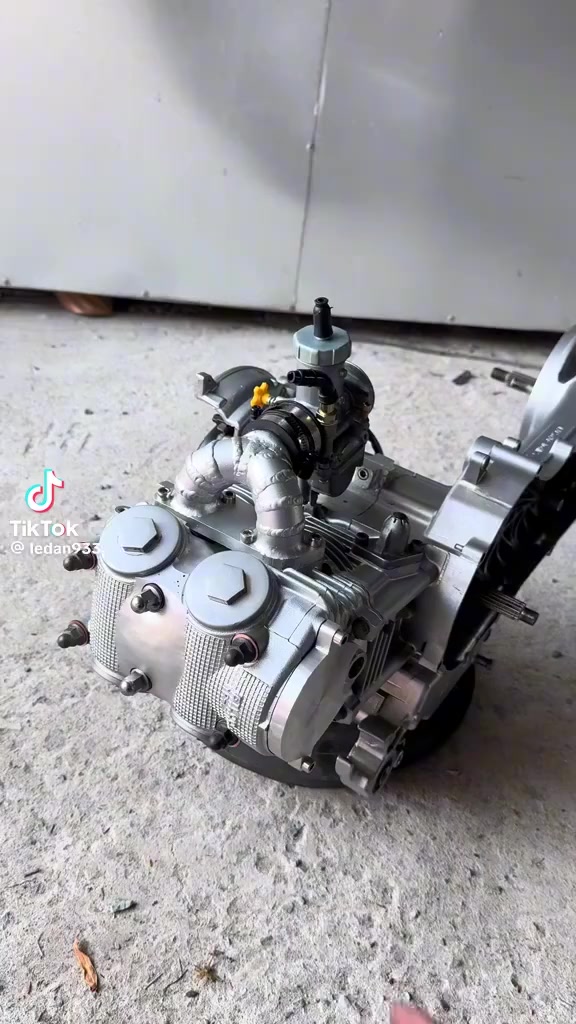 ماهذا بحق أموون😮😂🤣مسوي حتى 3 بساتم بعد شد محرك بطة


**إذا كنت صاحب هذا الإعلان وتريد حذفه لأي سبب، رجاءا أرسل رسالة إلى الدعم الفني**