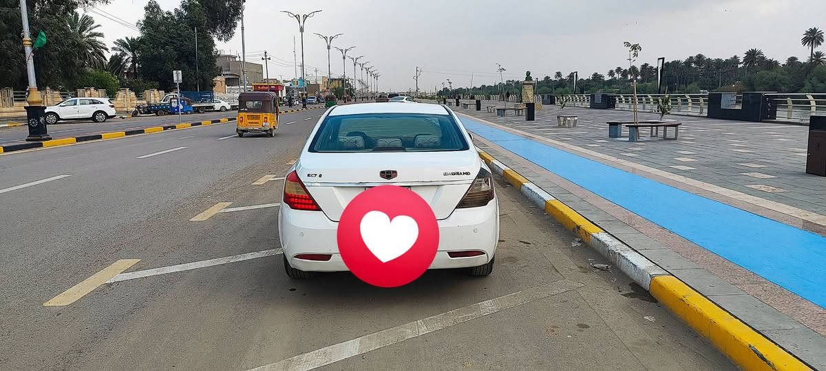 السلام عليكم
امكراند C7 موديل ٢٠١٢ محور مكينه وكير كورلا ٢٠٠٨ نحلة ١٨٠٠ المرغوب 
السيارة رقمها كربلاء باسمي السنويه ٢٠٢٩ 
مشروع وطني تحويل ثاني يوم 
السيارة جاهزة وخير من الله مكينة وكير مكفولات لا تبخير ولا تنقيص 
تخم تاير جديد تبريد شغال السيارة مال جناي وكلش نظيفة 
 كاميرا خلفية وشاشه اندرويد مكان السيارة واسط الكوت 
السعر ٦٠ ورقه وبيها مجال الاتصال علئ الرقم 
***********
