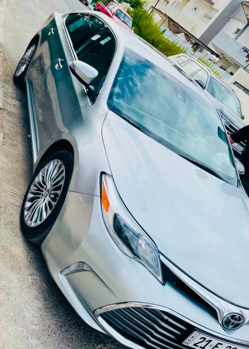 للبيع Toyota Avalon 2017 Limited
السياره وارد امريكي والحادث مالتها موضّح بالمنشور.

فئة الليمتد ومواصفات اللمتد معروفه فول 1/1 

بالنسبه للحادث مالتها معدل بارد بدون صبغ.

السياره بيها صبغ فقط شبر مربع جوه اليده مال باب السكن. 

وبيها pdr صغير بالجاملغ الخلفي جهة السكن. 

_________________

السياره عليها إدامه كامله تشمل :

1_ دهن گير.

2_دهن ميكنه.

3_تخم بلكات وكاله.

4_تخم تايرات ياباني جديد وليس صيني.

5_تخم فلنجات جديد وكاله.

6_تخم دسكات (دبل لينك).

7_فلاتر (شوته، تبريد، دهن ) ماركة دنگر مان الاصليه.

8_فيت بم جديد اصلي.

9_صدر امامي خلفي جديد وكاله.

ممشى السياره 110 ميل.

________

السياره نضيفه واحلى من الصور وجاهزه ترايها وين متريد وبالعافيه على اللي ياخذها.

رقم السياره سليمانيه شبه مميز بأسمي ، السنويه مالتها للـ2029.

مكان السياره صلاح الدين-قضاء الدور 

سعر السياره 185$ 

_

*********** واتساب او عادي
