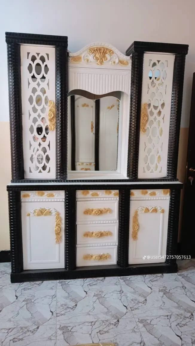 معمل ما شاءلله
لغرف النوم والاثاث المنزليه نقد اقصاد كافت الفصالات حسب الطلب بسعار مناسبه جدآ غرفه فصال تركي وزن ثقيل للستفسار اتصل واتس ***********
