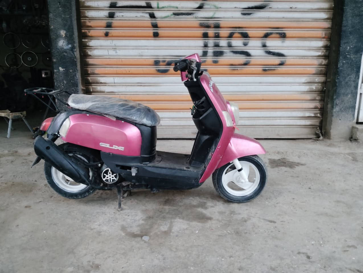 دراجه للبيع بوليس محرك 55 الدراجه تخبل صالنصه FM سلف شغال هندر شغال لايت هورن شغالات السعر 450 العنوان حله سياحي قريه الساده


**إذا كنت صاحب هذا الإعلان وتريد حذفه لأي سبب، رجاءا أرسل رسالة إلى الدعم الفني**