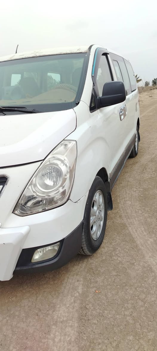 بسم الله الرحمن الرحيم 
السلام عليكم ورحمة الله وبركاته سياره البيع موديل 2011 مفتوح مكينه شرط لا تبخير ولا تنقيص سياره جاهزه وحلوه تحويل ثاني رقم نكليزي دوالي بيها صفحه رش بدون دواخل  صفحه ثانيه ما بيها شي لاستفسار *********** او اسيا *********** وبيك خير وتدلل ابو حيدر
