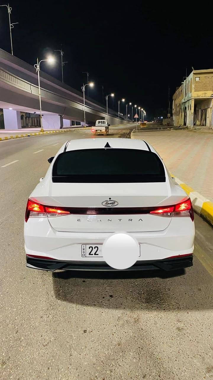 ابيع مستعجل
‏السلام عليكم للبيع 21  صبغ جاملغ وربع الباب  مكانها بغداد ***********
‏
‏سنوية جديد 

‏🛑محرك 2000 Doch دوش
‏
‏🛑 بصمه تشغيل وابواب وجنطه
‏
‏🛑 تشغيل عن بعد ⚡️
‏
‏🛑 جنطه ذكيه تفتح اوتو عند الاقتراب🚶🏻‍♂️‏
‏
‏🛑رادارات 360 درجه
‏
‏🛑رادار جانبي النقطه العمياء ⚠️
‏
‏🛑رادار خلفي ‼️ 🛑رادار امامي ❗️
‏
‏🛑تحديد مسار+ سياقة آليه
‏
‏🛑توقف ذاتي 🚳 عند الاقتراب من سياره 
‏
‏🛑كامره دوراه 
‏
‏🛑شاشة لمس نفكيشن 📲Wi_Fi/ Gps/  تدعم نظام Android Auto +Car play 
‏
‏🛑ول تحكم ستيرن
‏
‏🛑كروز مثبت سرعه 
‏
‏🛑ثلاث وضعيات قيادة 
‏
‏🛑Smart-Sport-Normal
‏
‏🛑 داخل اسود
‏
‏🛑منافذ Usp //12v
‏
‏󄙆ظام ABS/مانع انزلاق
‏
‏🛑شاشه ظبط بل دشبول
‏
‏? حساس اطارات
