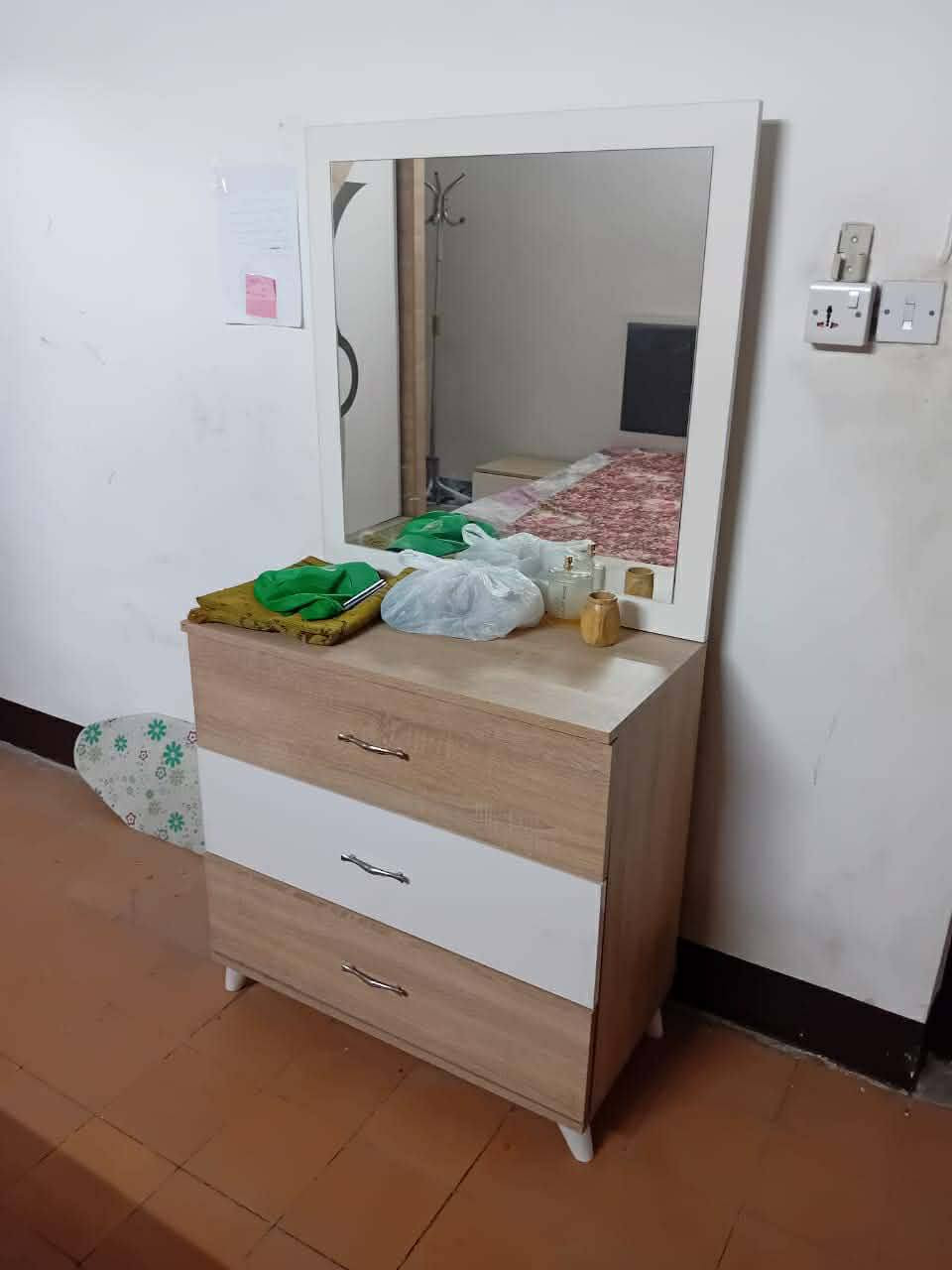 غرفة نوم للبيع ٥قطع مكان بغداد المنصور سعر ٢٠٠قفل


**إذا كنت صاحب هذا الإعلان وتريد حذفه لأي سبب، رجاءا أرسل رسالة إلى الدعم الفني**