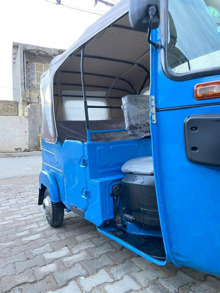 تكتك 2022/6
تكتك كفاله عامه بيها بس جوه البك لايت طخه بسيطه
دوسه وحده معمره
مكينه مكفوله اكسن كفاله مال جناي 
رقم بغداد بسمي مكاني بغداد مدينه الصدر
السعر 825 وبيها مجال مكلف بلنشر 
رقم صاحب التكتك***********
