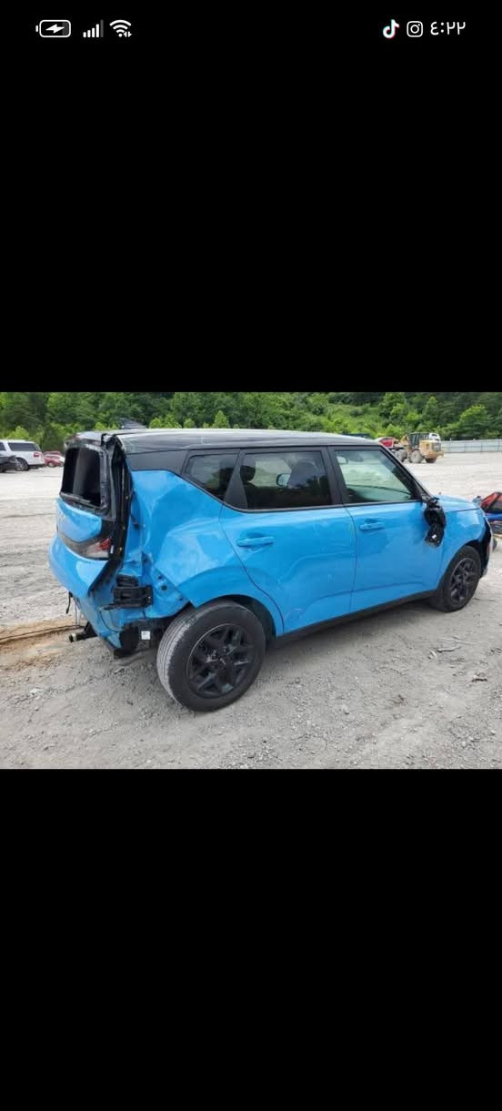 سلام عليكم كيا صول دخول جديد لون مميز موديل 2023 رقم  اربيل سياره فول واحد عله واحد بصمه شاشه رادار امامي خلفي  حادث خفيف جدا  بارد بجاملغ الخلفي والباقي كفاله عامه صور الحادث داخل المنشور  بعد بيها هواي مواصفات مامذكوره استفسار اكثر ومعرفت السعر اتصال عله الرقم ***********
