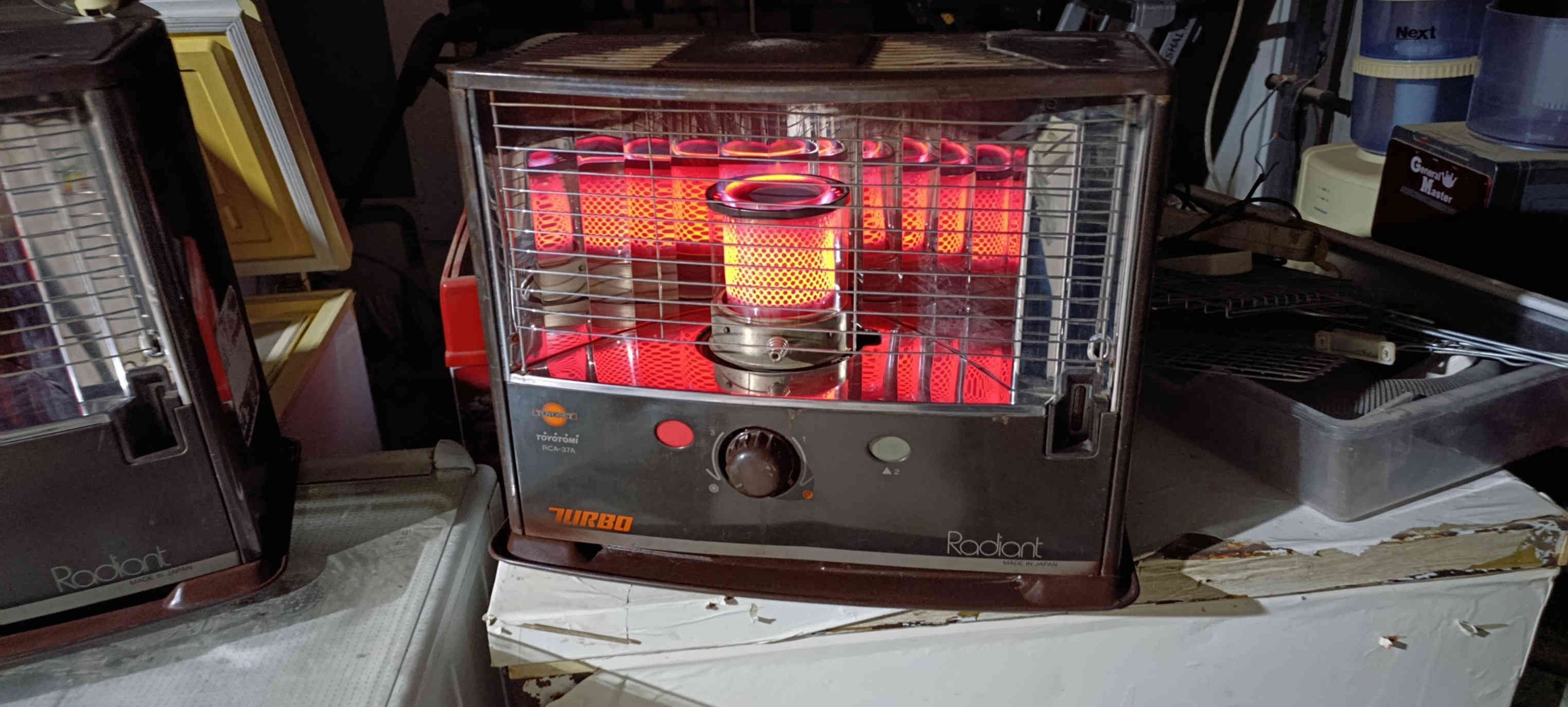 سلاوی خوداتان لێبێت دوو سۆبەی تۆربۆی زۆر خاوێن بۆ فرۆشتن هەر بەرێزێک خوازیارە پەیوەندی بکات یا خود نامە بنێریت  
***********
***********
تێ بینی ناو نیشام  سۆران بەرزێوە
