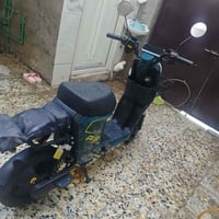 دراجه شحن r9 للبيع نقص بطاريات  سعر 200  تواصل👇🏻  07758423093