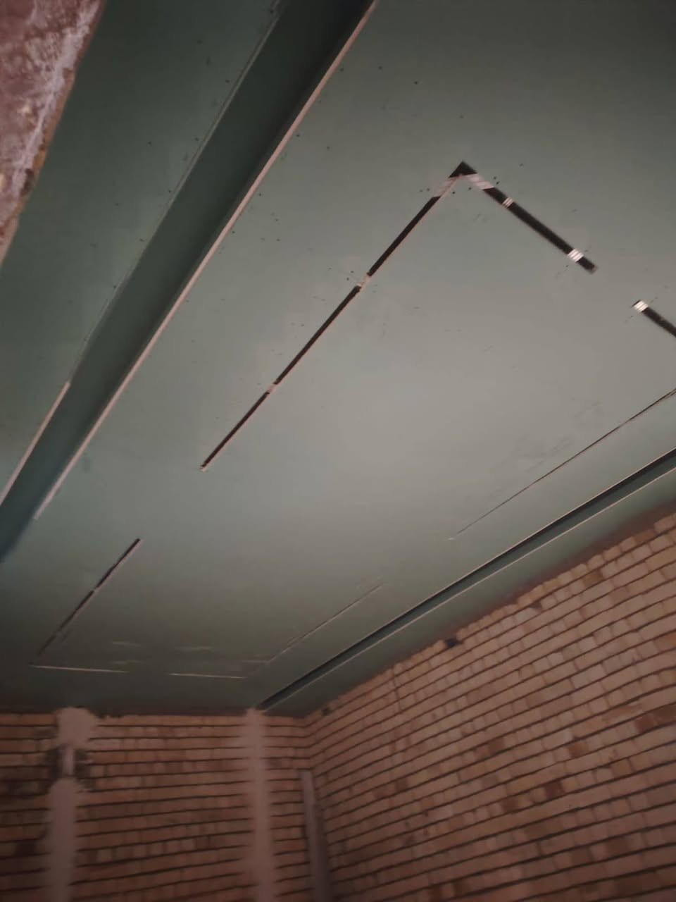 🔹 صبغ داخلي وخارجي
🔹الخفاء و صبغ     سيراميك بدون تفليش
🔹 صبغ جدران
🔹 تصليح وتعديل الصبغ القديم
🔹استخدام أفضل المواد وبأحدث الطرق
🔹 دقة بالمواعيد – نظافة بالعمل  أسعار مناسبة 
📍 نجيك وين ما تكون داخل 
📞 للحجز أو الاستفسار 
واتساب  ‏‪***********‬‏
