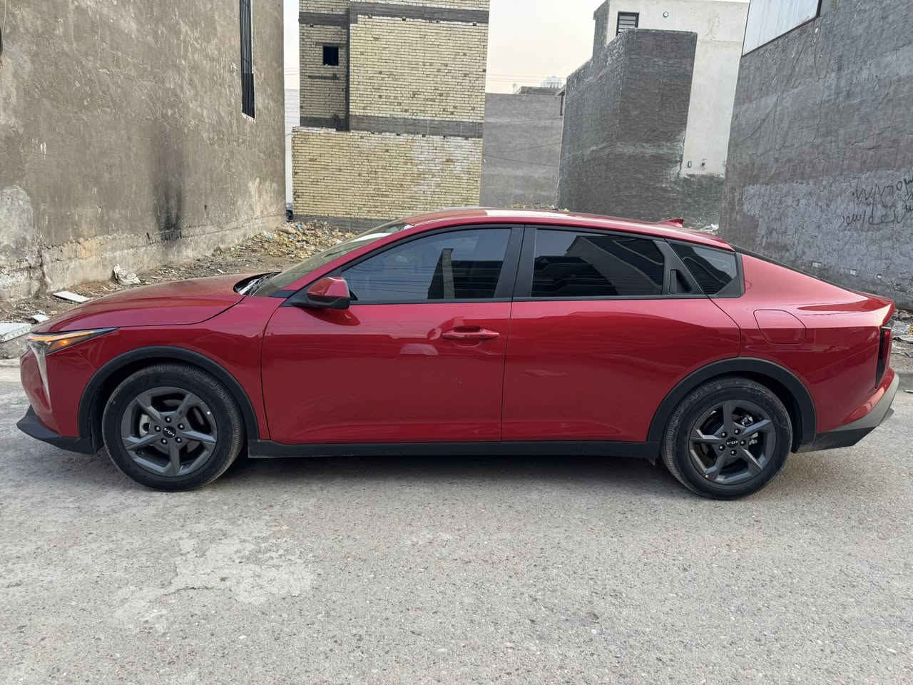 يالله للبيع بسعر جداً مناسب
كيا K4 مواصفات LXS
موديل 2025
لون احمر

وارد اميركي دخول جديد السيارة باسمي بدون ارقام

حادثهه فقط بنيد وبيهه خشم الشاصي اليسار فقط 
صور الحادث مرفقه بلمنشور 

السعر 148$ ورقة وبيهه مجال جداً بسط

مواصفات

بصمة
تشغيل عن بعد
بصمة ابواب
بصمة جنطه
شاشه متصل حجم كبير
محرك 2000 دوش المرغوب
 فول قيادة ذاتيه مع تحديد مسار
 فول تحكم ستيرن
 تبريد متصل مع شاشه لمس
 منافذ شحن خلفية
 سايد بريك كهربائي
 مانع انزلاق
 نقط عمياء
 تحكم وضعيات قياده
 رادار امامي وخلفي وجانبي
 توقف ذاتي

ماشية 10 الاف ميل

السعر 148$ ورقة وبيهه مجال جداً بسط
مكاني بغداد الدورة
***********
