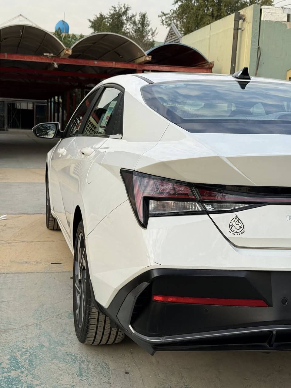 سلام عليكم النترا 24
كفاله عامه لا بارد ولا معجون ولاصبغ 
ماشيه 18
دوشمه عامه 
مكاني الامين الثانيه بغداد 
عارضهة 185 وبيهة مجال شي قليل 
***********
