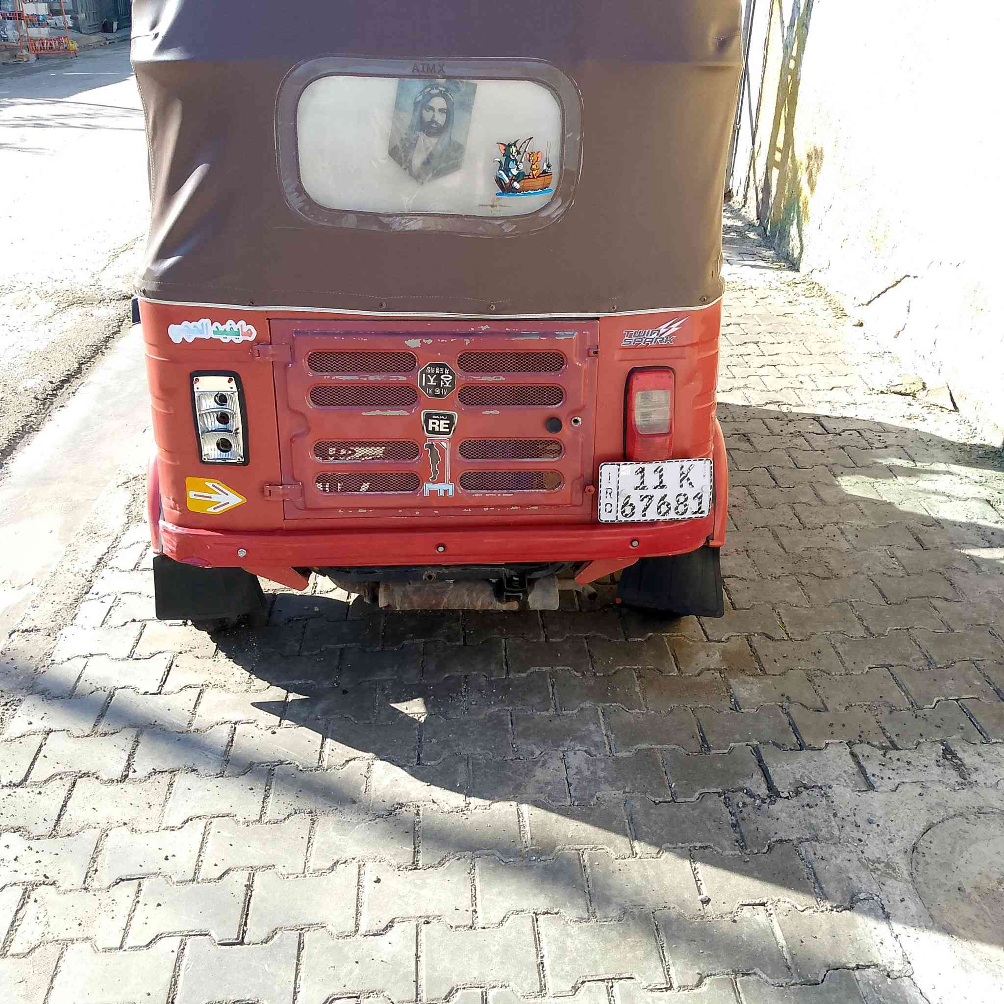 السلام عليكم تكتك للبيع موديل 18 رقم وسنوية بغداد تحويل ثاني يوم لا ضربة لا صبغ لا معجون بيها خياسات مبينة بل صور ***********
