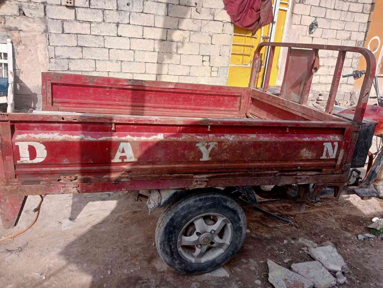 سلام عليكم ستوته ديوان البيع المكان بغداد حي ور السعر 400 بيه مجال  الرقم *********** بي واتساب
