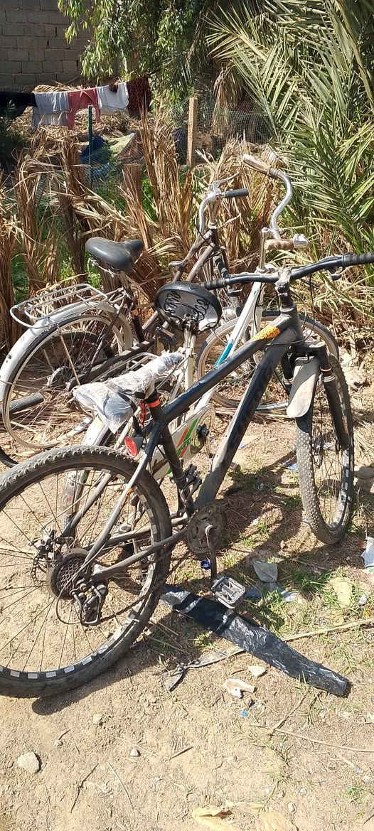 3 بايسكلات للبيع الواحد 40 الف قفل الشراي يتصل بيع مستعجل ***********
