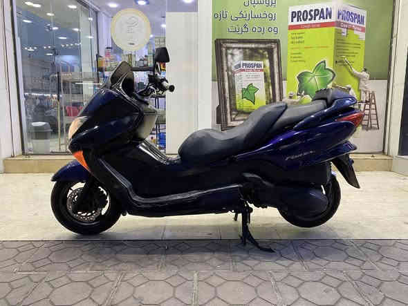 للبيع متور، هونداي فورزا ياباني 08 نضيف محرك كبس 250cc كهربائيات كامل شغال تايرات جدد حساسات شغالة فول مواصفات بصمات شغالة السعر 720 دولار  فية مجال رقم التلفون *********** فية واتساب
