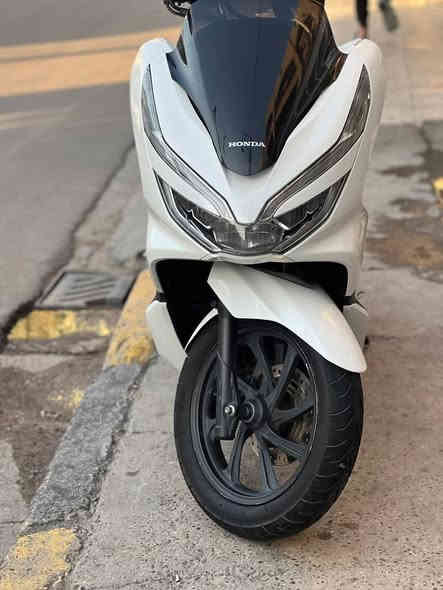 السلام عليكم psx جيل ثالث ياباني محرك 150 الدراجه مكفوله كفاله عامه ومابيهة اي نقص السعر 18 وبيهة مجال حك الجية ***********
مكاني بغداد الوشاش قرب المنصور
