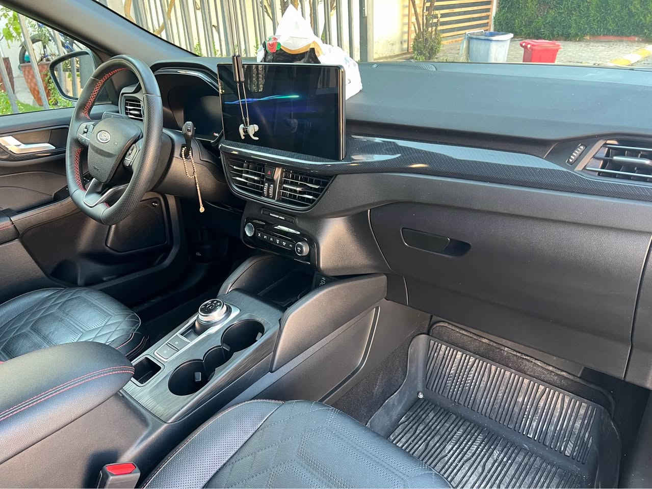 فورد اسكيب موديل ٢٠٢٤ مكينه ٢٠٠٠ توربو st line black edition
كشن جلد كشن تدفئة تحكم كهرباء
بانوراما 
داتا شو
السيارة جدا نظيفة الكاعيات الاصليه موجودة حتى كاعيه الصندق موجودة
حادثها بسيط بيها قطعتين صبغ للجماليه
رقم الشاصي بالصورة موجود
ماشيه ٢٥ الف كم
السعر ١٧٨ وبيها مجال بسيط
*********** واتس اب أربيل, العراق
