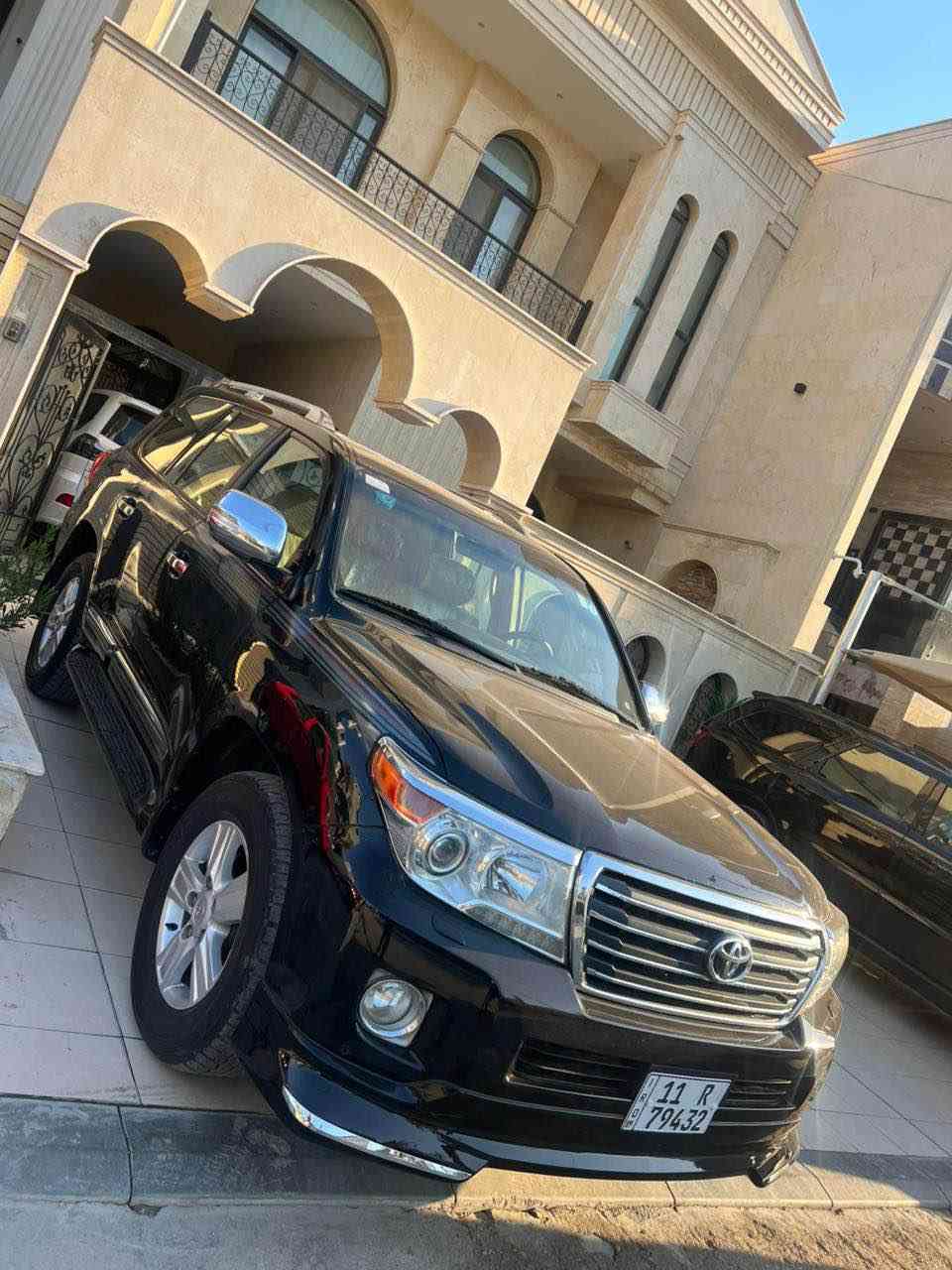 لاندگروز موديل 2014 8 سلندر السيارة جاهزة من كلشي وبحالة ممتازة بيهه صبغ فقط مكان الشريط وسونارهه موجود وموضح بيه كلشي السعر 34 الف دولار ثلاث شدات واربعين ورقة وبيهه مجال بسيط للاستفسار :
***********
*********** بغداد, العراق
