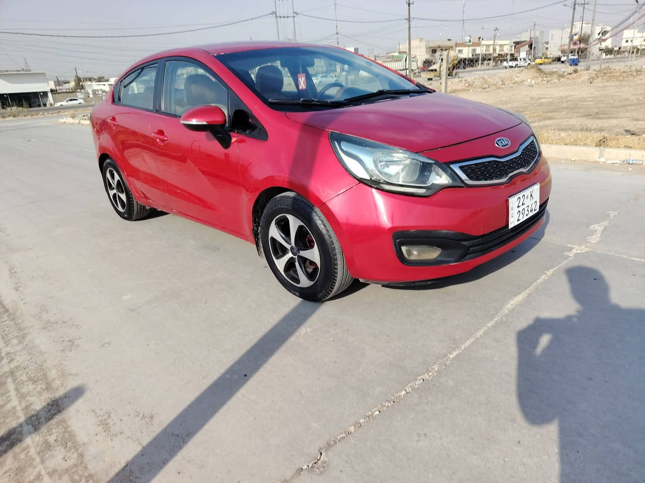 كيا ريو 2013
سيارة بدون ضرر بس  بيها ملاحضلات 
السيارة كاملة  شرط التحويل باسمي رقم اربيل
مكانها الموصل  *********** السعر 95
