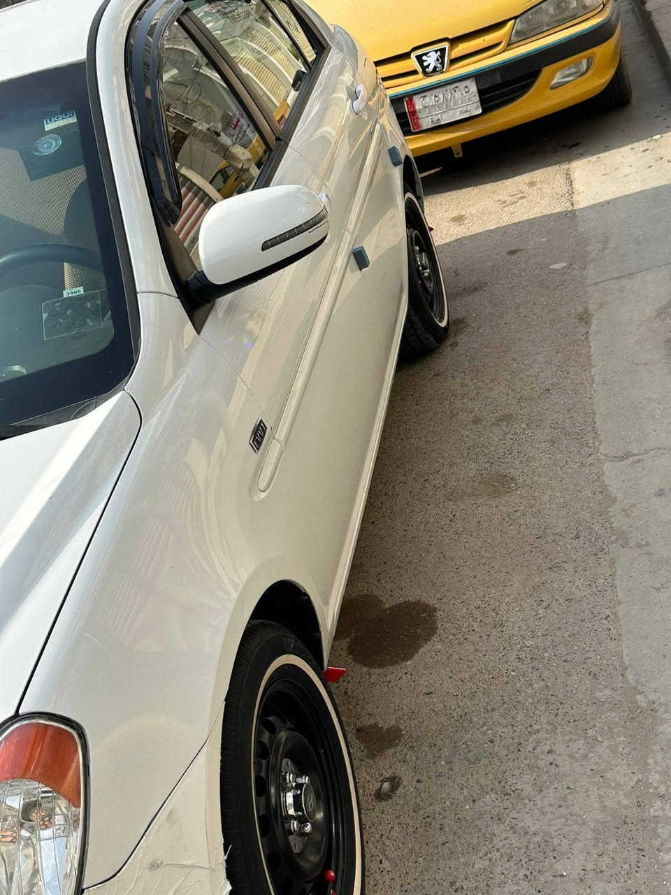 سلام عليكم
سياره اكسنت 2010 رقم بغداد للبيع السعر 105 وبيه مجال بسيط للطيبين .. او مراوس بكوري او ياباني السياره بيهه شخوط بسيطه السيارة كلش نضيفه التواصل الاتصال على الرقم  *********** بي واتساب والعنده مراوس يدزلي الصور والتفاصيل على الواتساب
