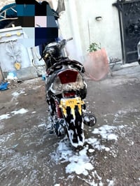 ماكس عدلة • مراوس • ايفون