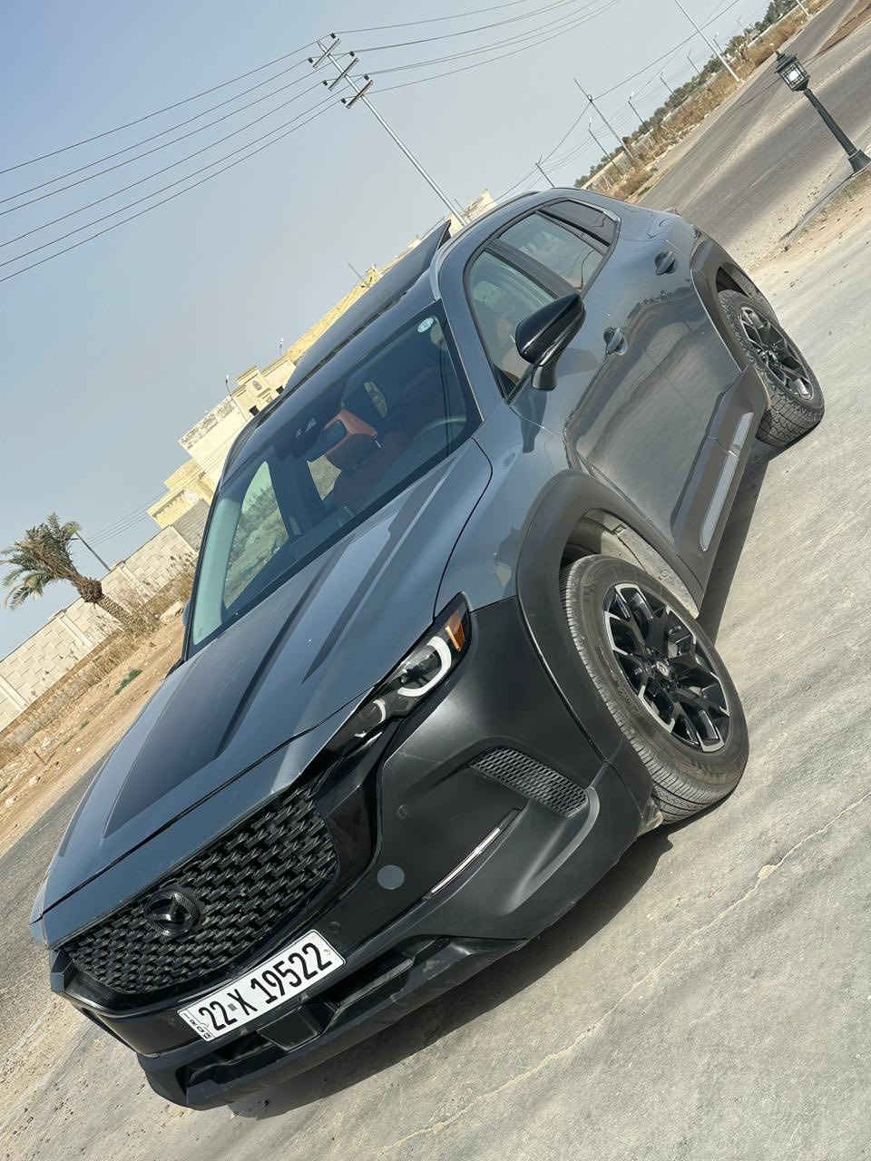 سلام عليكم مازدا cx50  فول مواصفات حادثها جاملغ وبنيد  نفس القطع   سعرها 205ورقات وبيها مجال مكان بغداد اليرموك ***********
