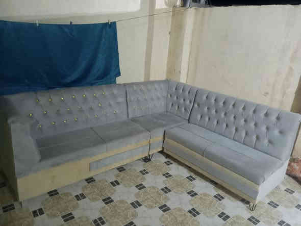 تخم 3قطع فقط نضيف كلش نجاره مو جاهز ***********
