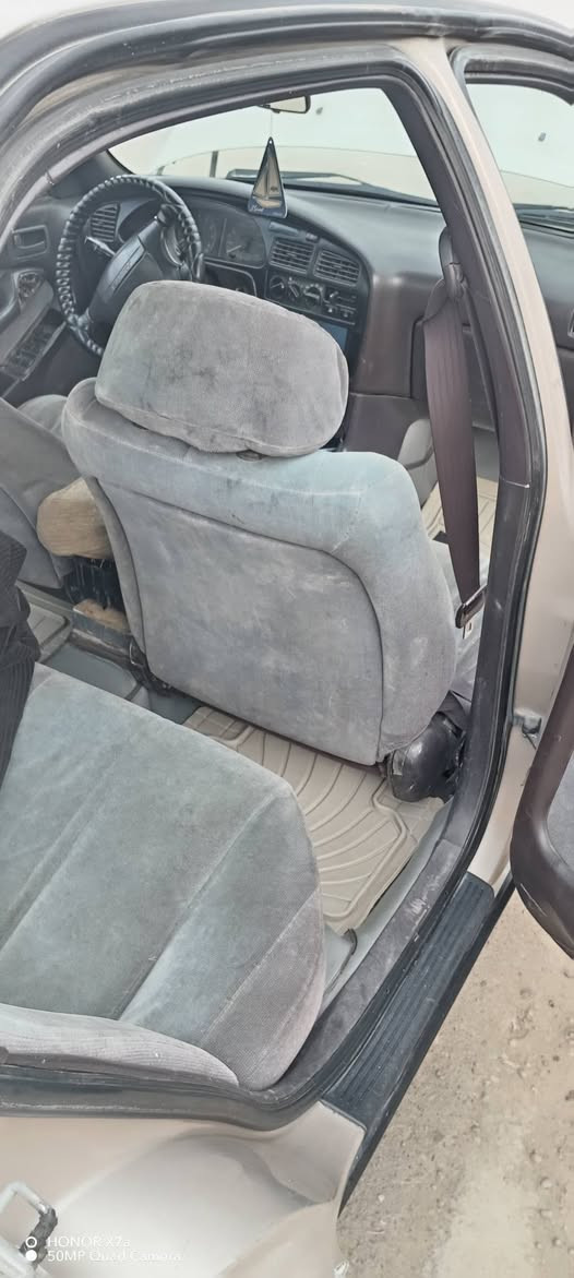 السلام عليكم كامري موديل ٩٢ سياره جاهزه محرك كير صدر مكفول سياره ليبل واحد مصبوغه عام تبريد يشتغل سعره ٤٨ وبيه مجال
***********
