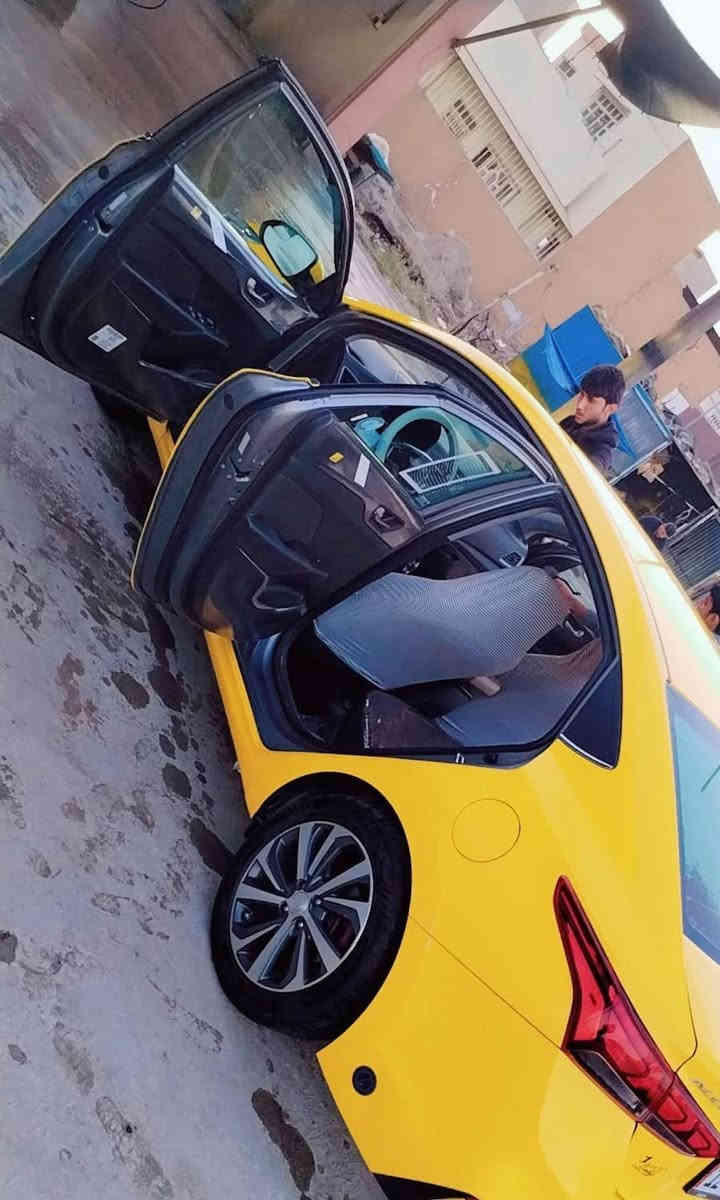 اكسن تكسي 22  رقم نينوى مصطرا سياره منضومه غاز جديده ضرر باب وجاملغ فقط شرط بدون دواخل ماشيه 100السعر 145لاتصال 
***********
