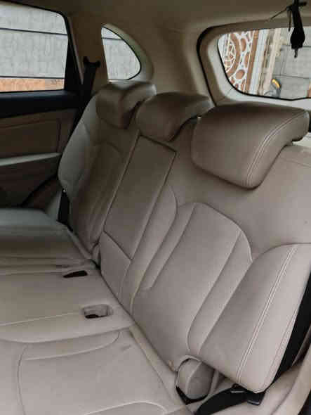 مكلف بالنشر .....شيري تيكو 5
2018  استلام سنة 2021 من الشركة ، محرك 2000 ، كير cvt 7 نمر نظام ايكو و سبورت ، ادامة دورية ، الدهن والفلاتر بموعدها الدهن نوع ( بروفيكار ) والبانزين كله محسن ابد مخال بيها عادي ، ماشية 94000 كم قابل للزياده ، طخة بالجاملغ بصفحة السايق معدل بارد ، الجهة الثانية بيها شخط قوي بالباب من وره بايسكل .السعر 110 ... رقم صاحب السياره ***********
