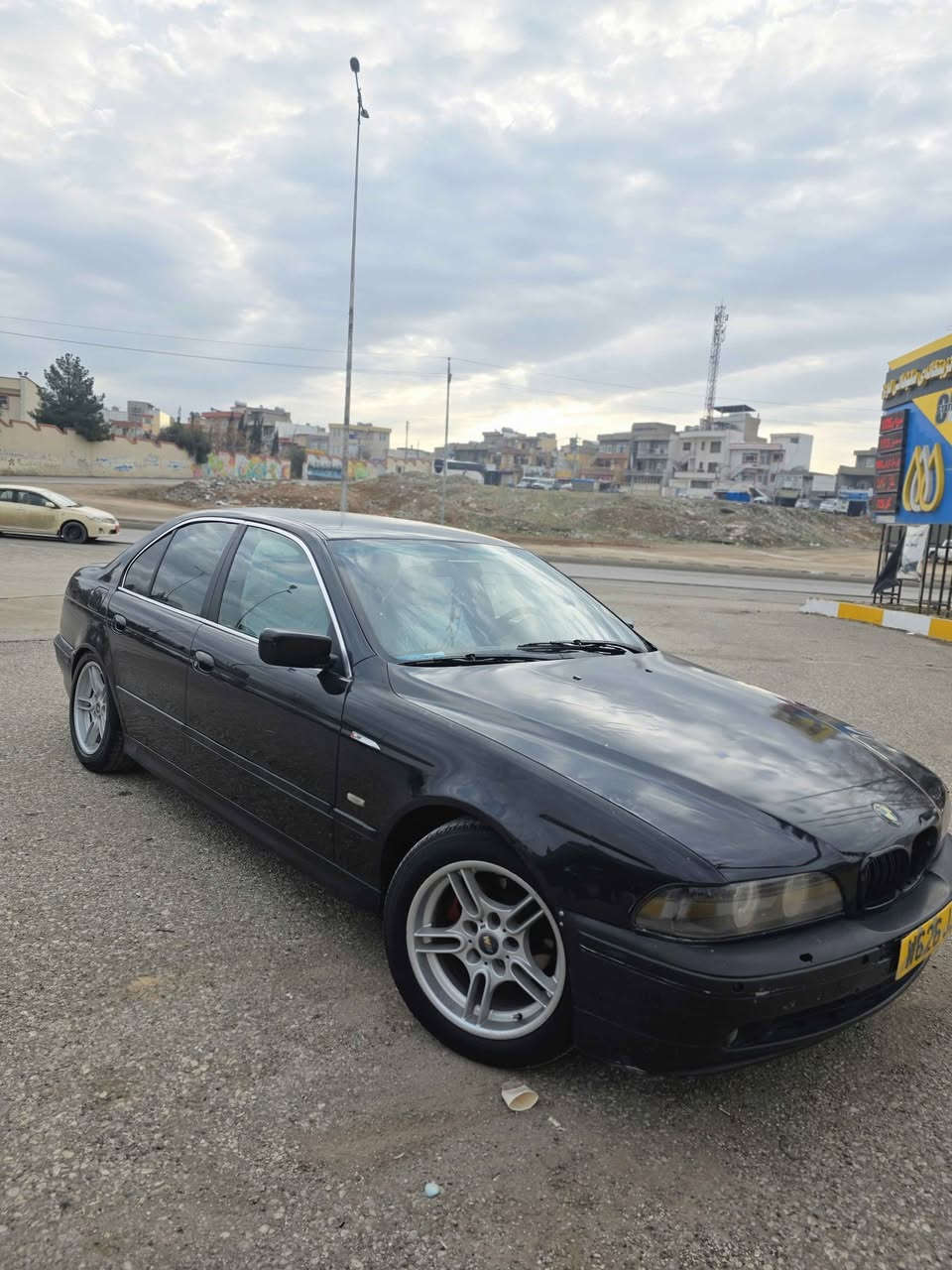 2000 سەقەر BME523 دەبڵ گێڕ سوکان ڤۆلیۆم چوار جام کارەبا   
ئاوێنە کارەبا ناو فۆڕمیکا تەبرید لەسەر سویچ مەنەفێستی ئەسڵی  لەگەڵە 49 گەڵاو معامەلە 
*********** 
*********** السليمانية, العراق
