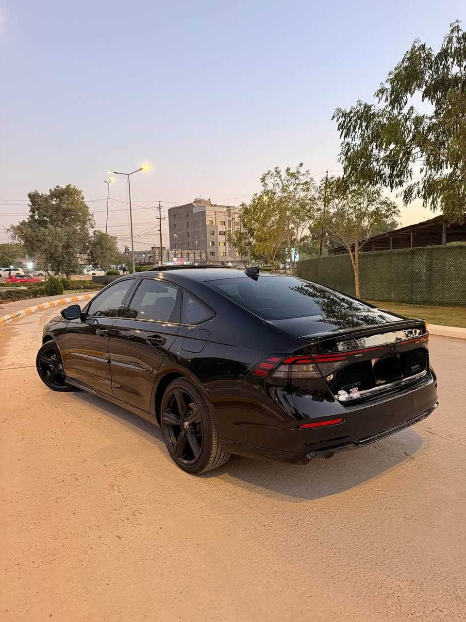 🔥 للبيع – هوندا أكورد سبورت L هايبرد 2025 🔥

🖤 اللون: أسود بلاك توب
🚘 الفئة: Sport L Hybrid
📍 الممشى: 7600 ميل فقط
🚘السعر: 187 بدون رقم وبيه مجال بسيط
الي يدور اسعار مهجوم خل يدور يلكه

✨ سيارة بحالة الوكالة ومواصفات كاملة جداً:

✅ منظومة هايبرد اقتصادية وقوية
✅ رادار أمامي
✅ رادار جانبي (Blind Spot)
✅ مثبت سرعة ذكي
✅ نظام المحافظة على المسار
✅ شاحن لاسلكي
✅ شاشة كبيرة حديثة
✅ كاميرا خلفية
✅ تشغيل بصمة وستارت
✅ حساسات متعددة
✅ إنارة LED كاملة
✅ جنوط سبورت أصلية
✅ داخلية فخمة ونظيفة جداً
✅ سيارة لا تحتاج أي مصروف

 🚘🚘 السياره ربع بنيد صبغ فقط  بدون اي دواخل

🚨 سيارة شبه جديدة بمظهر رياضي أنيق ولون أسود

❌ البيع فقط – بدون مراوس أو تبديل رجاءً
📞 للتواصل:*********** بغداد, العراق
