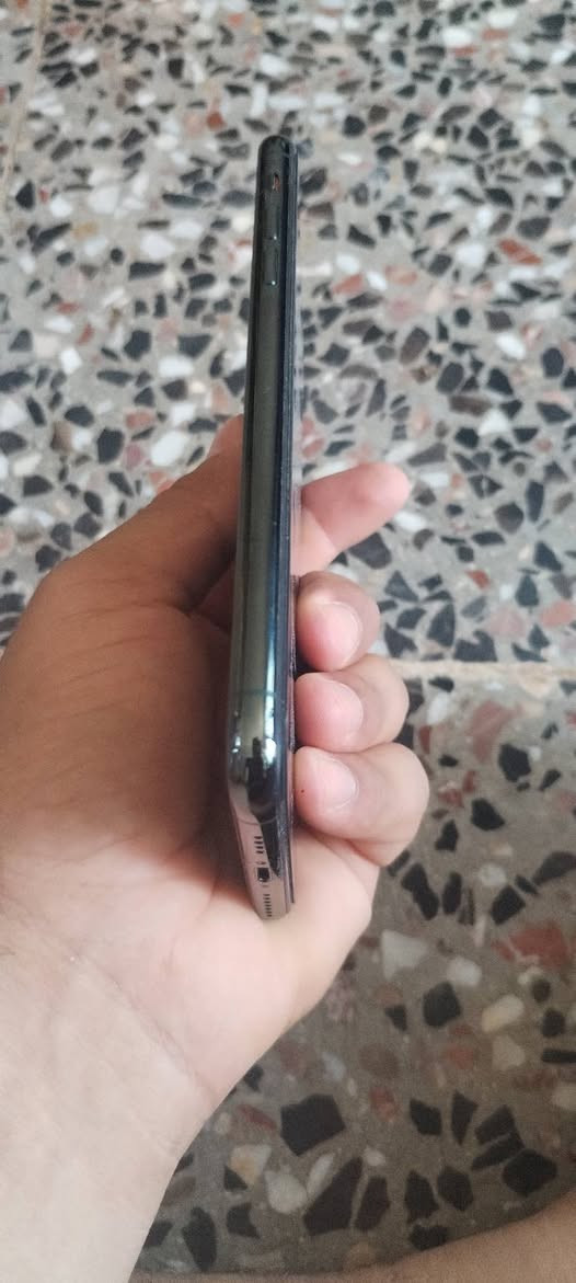 ايفون 11 برو ماكس نضافة 100/100 مبدل بطاريه أصليه من شركه ابل يعني من امريكا الجهاز فول  بطاريه 85 ذاكره ٢٥٦ مكاني نجف السعر 330 وبي مجال
رقمي ***********
ايفون 11 برو ماكس نضافة 100/100 مبدل بطاريه أصليه من شركه ابل يعني من امريكا الجهاز فول  بطاريه 85 ذاكره ٢٥٦ مكاني نجف السعر 330 وبي مجال
