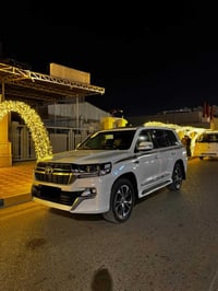 لاندكروز • محدثه ٢٠٢١ • رقم بغداد