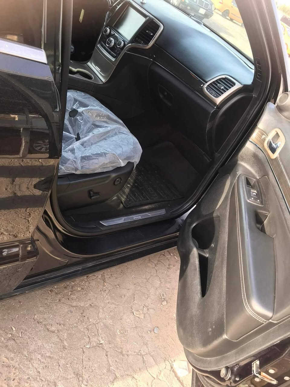 للبيع جيب اوفرلاند 2014 محرك 5700 محرك كير صدر تخم تاير جدد كفاله جكات وارد امريكي حادث حافه بنيد سياره فول مواصفات لد بنوراما دمام خلفي جنطه كهرباء رادرا امامي وجانبي كشنات تدفئه تبريد سياره جديده سبير منازل ***********
مكان بغداد البياع بيع اومراوس
