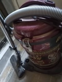 مكنسة كهربائية • استعمال قليل • الأعظمية