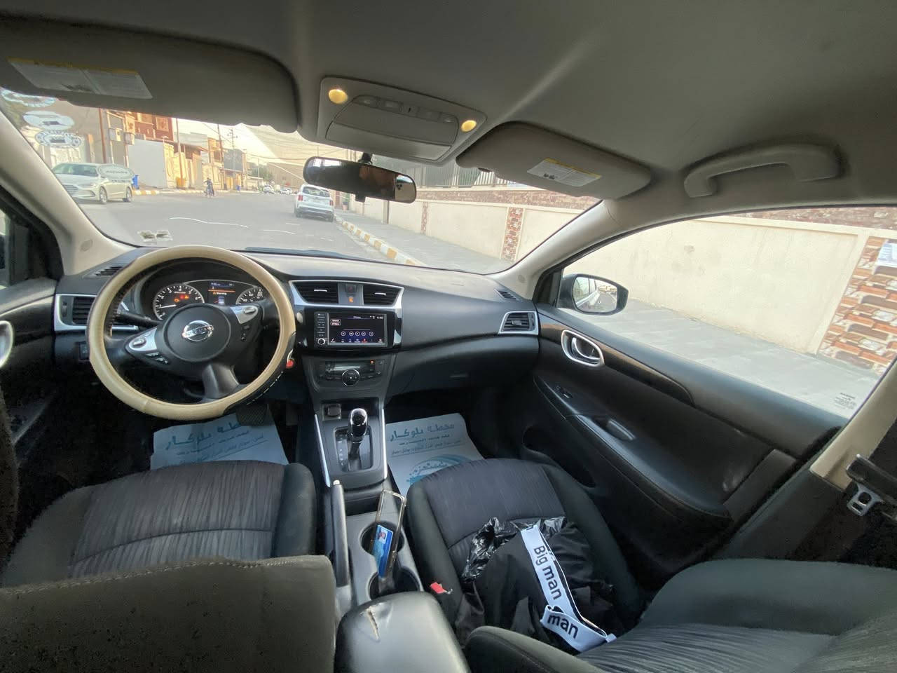 نيسان سنترا موديل ٢٠١٩ فئة sv 
وارد امريكي ماشية ١٠٧ الف ميل 
بصمة تشغيل 
بصمة ابواب 
كاميرا خلفية 
اوتو ستوب 
حادثها ابواب الخلفية وجاملغ خلفي  
*********** 
السعر ١٢٠ وبيها مجال
