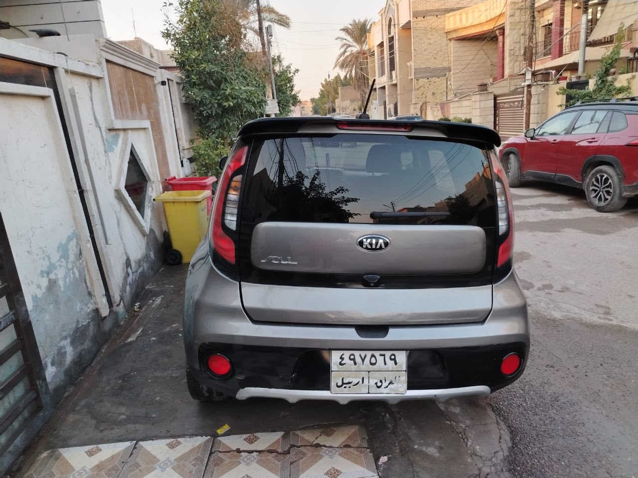 السلام عليكم كيا صول 2017 رقم اربيل وارد امريكي بيها صبغ باب وبنيد وجاملغ السعر 110مكان السياره بغداد الغزاليه متواجد بس العصر
***********
