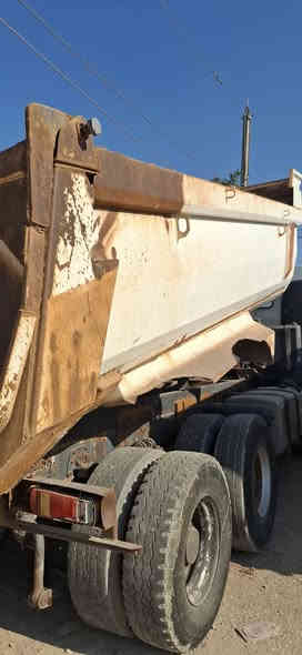 بدي للبيع طوله ٥.٧٥ بدون جك يرادله كاعيه سعر ٢٣ورقه غير متواجد ع النت اتصال ***********
