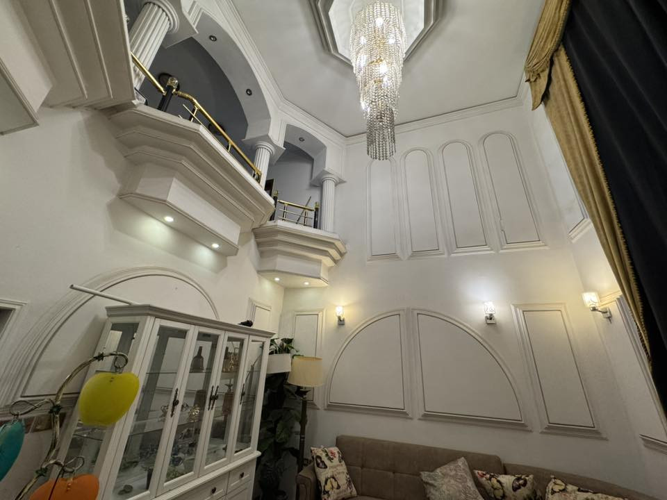 منزل مؤثث للايجار البصره  مناوي باشا 

  ❇️  يلائم اصحاب الشركات والمكاتب الرسمية فقط
▪️ المساحة:  350متر
▪️ كراج  
▪️مجهزة بسبالت
▪️غرف عدد 3
▪️صالة 
▪️صحيات عدد 2

ـــــــــــــــــــــــــــــــــــــــــــــــــــــــ
  

للاستفسار الاتصال على الأرقام 🔻

***********📞
***********📞
  ***********📞

او زيارتنا للمزيد من العروض
 عنوان_المكتب
 البصرة - البراضعية - شارع سيد امين (قرب مركز الفيزا التركية) 
المــكــتــب مــجــاز قــانـونــيــاً
خدماتنا:- مقاولات عامة -تصميم خرائط-تصاميم داخلية-ديكورات داخلية-ترميم منازل
#نستقبل_عروضكم_وطلباتكم_التجارية_والسكنية 
العمران للاستثمار والتطوير العقاري
#عقارات
#منازل
#للايجار
