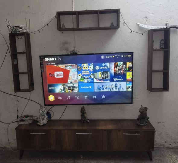 السلام عليكم من رخصة الادمن يوجد غراض منزليه كاونتر وبلازمه ٥٨ ضد الكسر هيتاشي معه الميز مالتهه العنوان البياع مواصلات الخامسه ***********
