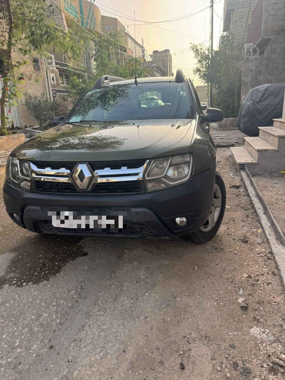 السلام عليكم رينو داستر للبيع موديل 2018 
[مواصفات]
حساسات أمامية 
سعر 90 
محرك 2000
4 سلندر 
من النوع الاقتصادية 
سياره مال شركه 
وارد فرنسي
سياره مال جناي
سياره نضيفه جدآ جدآ 
للاستفسار الاتصال على الرقم التالي *********** كربلاء, العراق
